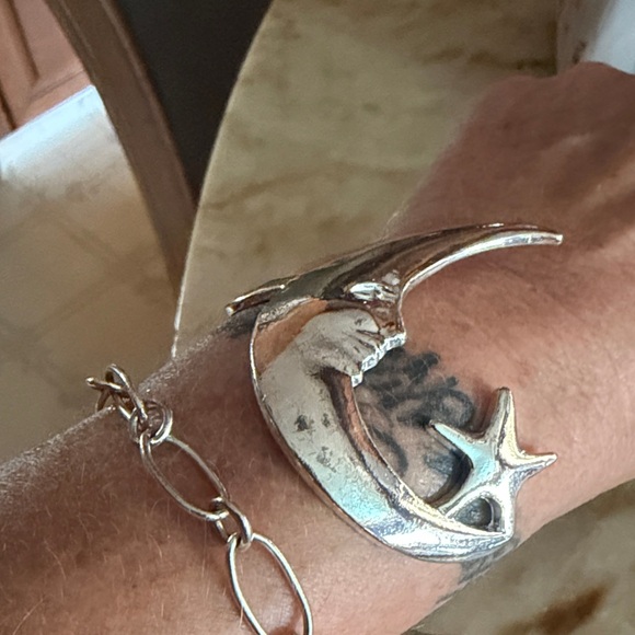 Silver Crescent Moon Bracelet - Picture 3 of 4